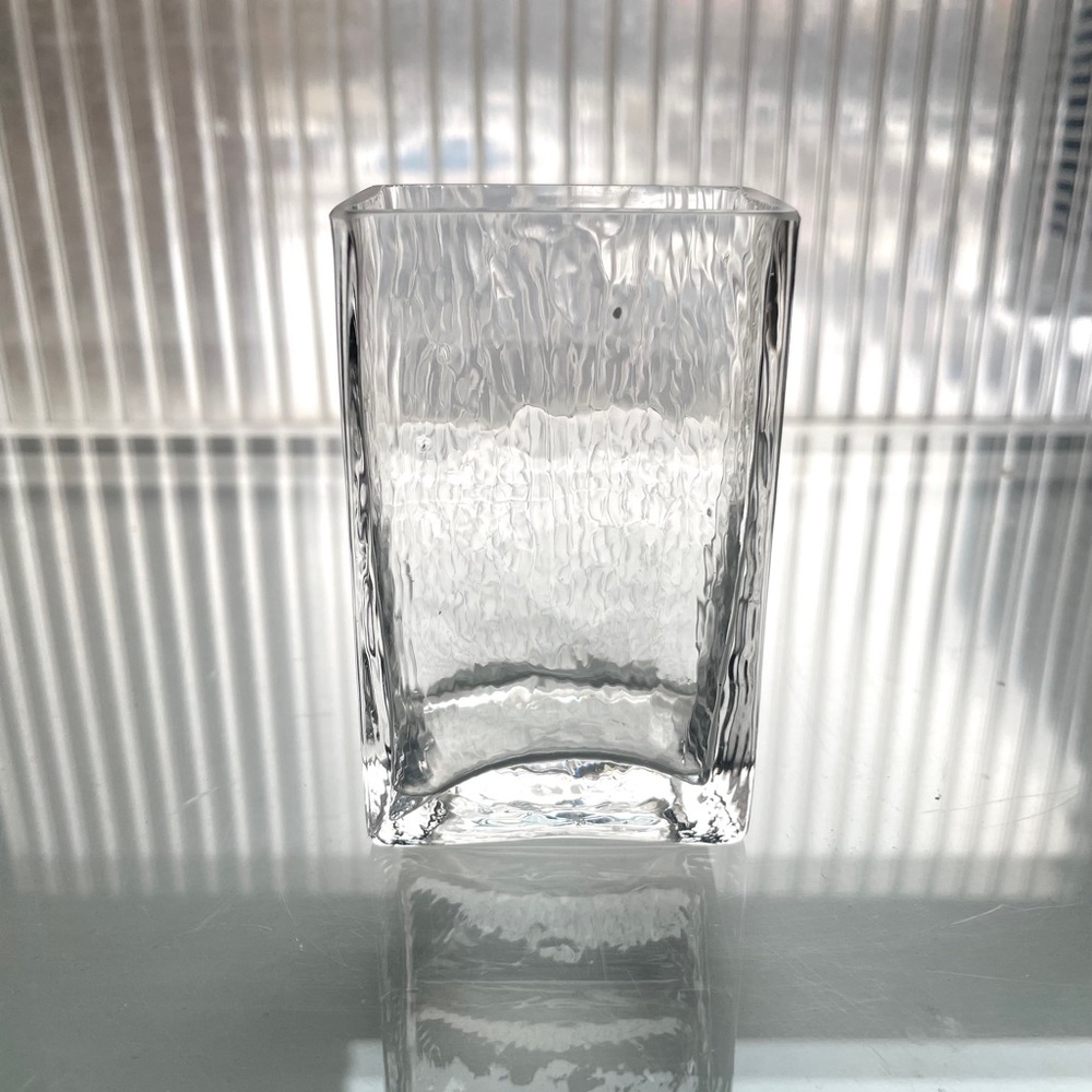 🍋☘️Textured Glass Mini Vase